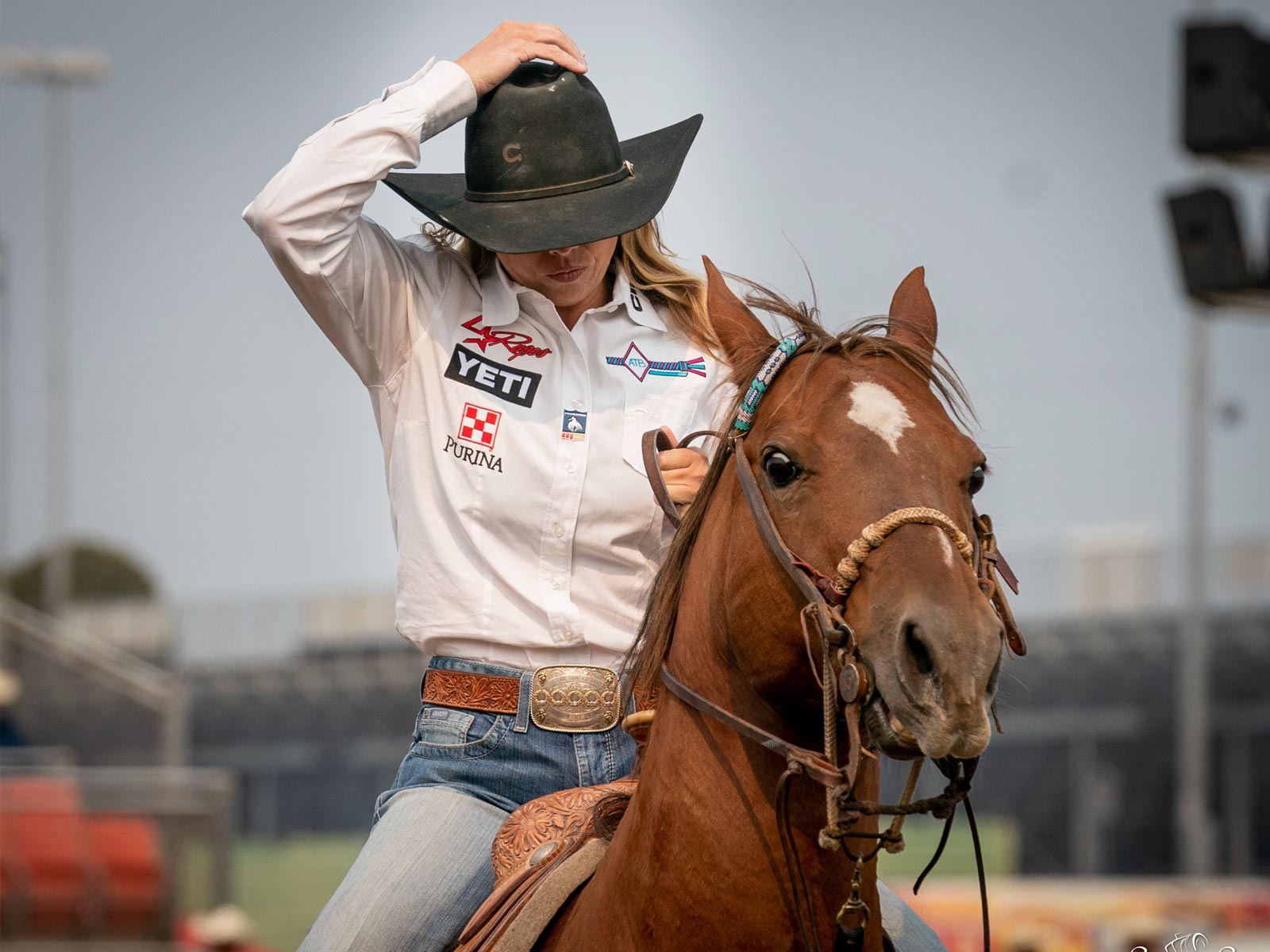 Meet Jordan Jo Hollabaugh, Breakaway Roper, AgTruckTrader Pro Rodeo Team